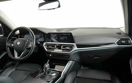 BMW 3 серия, 2019 год, 3 990 000 рублей, 14 фотография