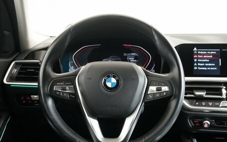 BMW 3 серия, 2019 год, 3 990 000 рублей, 19 фотография