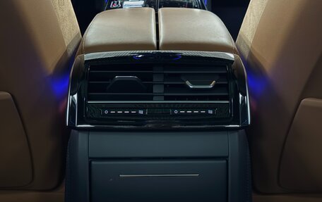 Audi A8, 2023 год, 12 000 000 рублей, 19 фотография