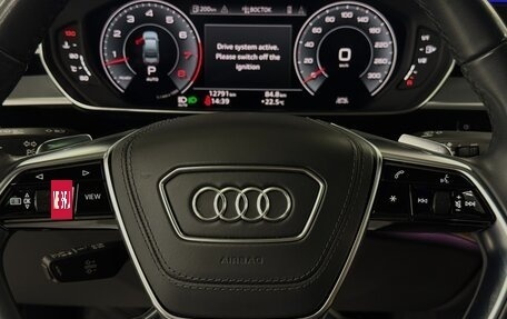 Audi A8, 2023 год, 12 000 000 рублей, 13 фотография