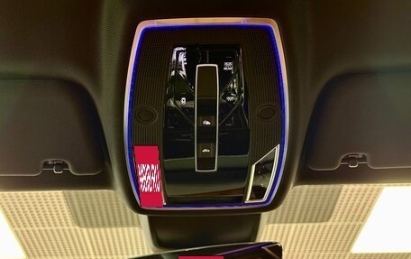 Audi A8, 2023 год, 12 000 000 рублей, 23 фотография