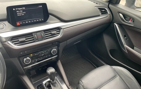Mazda 6, 2018 год, 2 790 000 рублей, 23 фотография