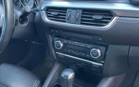 Mazda 6, 2018 год, 2 790 000 рублей, 25 фотография