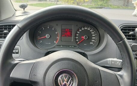 Volkswagen Polo VI (EU Market), 2011 год, 630 000 рублей, 4 фотография