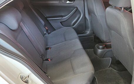 Volkswagen Jetta VI, 2014 год, 1 049 000 рублей, 12 фотография