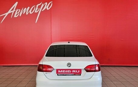 Volkswagen Jetta VI, 2014 год, 1 049 000 рублей, 4 фотография