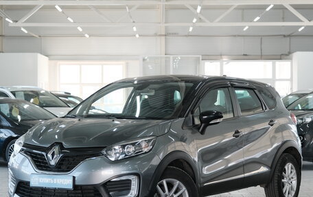 Renault Kaptur I рестайлинг, 2017 год, 1 599 000 рублей, 3 фотография