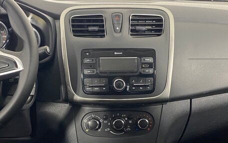 Renault Logan II, 2019 год, 1 150 000 рублей, 15 фотография