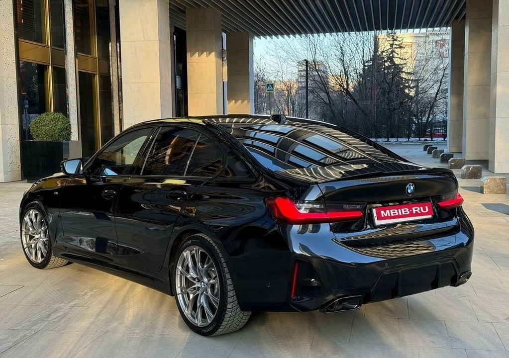 BMW 3 серия, 2022 год, 5 620 000 рублей, 14 фотография