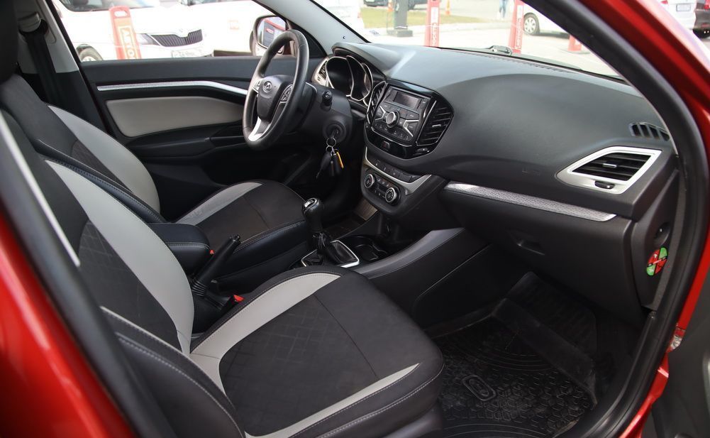 ВАЗ (LADA) Vesta Cross, 2019 год, 881 644 рублей, 10 фотография