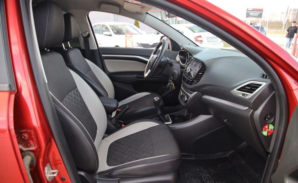 ВАЗ (LADA) Vesta Cross, 2019 год, 881 644 рублей, 11 фотография