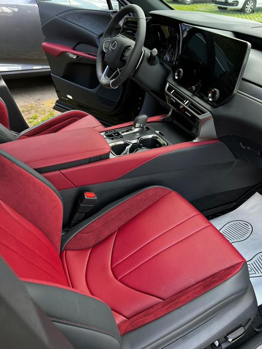 Lexus RX IV рестайлинг, 2024 год, 9 700 000 рублей, 15 фотография
