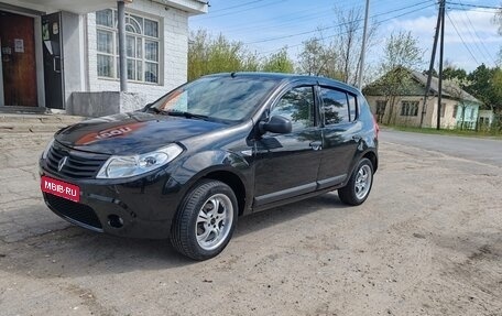 Renault Sandero I, 2010 год, 615 000 рублей, 1 фотография
