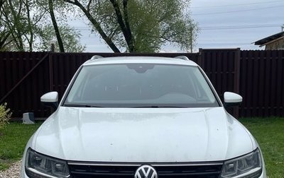 Volkswagen Tiguan II, 2019 год, 2 300 000 рублей, 1 фотография