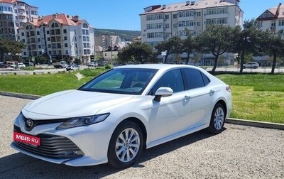 Toyota Camry, 2019 год, 3 100 000 рублей, 1 фотография