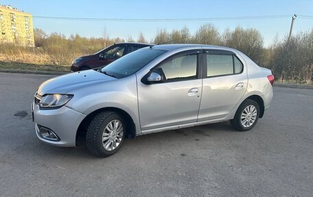 Renault Logan II, 2016 год, 650 000 рублей, 1 фотография