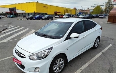Hyundai Solaris II рестайлинг, 2011 год, 700 000 рублей, 1 фотография