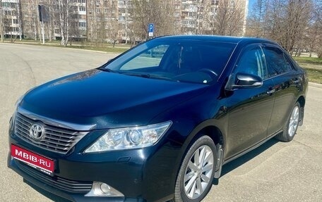 Toyota Camry, 2012 год, 1 900 000 рублей, 1 фотография