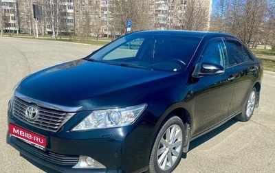 Toyota Camry, 2012 год, 1 900 000 рублей, 1 фотография