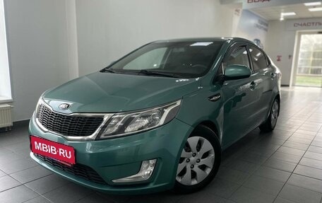 KIA Rio III рестайлинг, 2013 год, 820 000 рублей, 1 фотография
