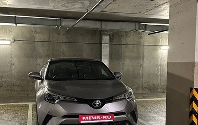 Toyota C-HR I рестайлинг, 2017 год, 2 850 000 рублей, 1 фотография