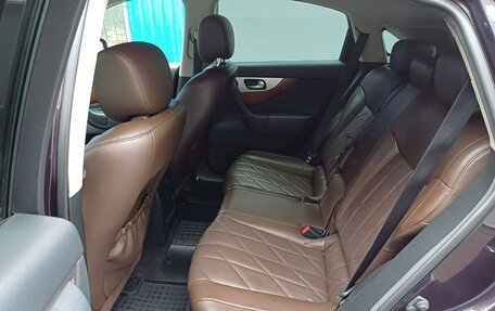Infiniti QX70, 2016 год, 2 900 000 рублей, 8 фотография