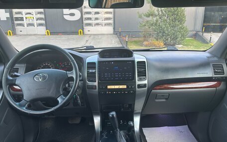 Toyota Land Cruiser Prado 120 рестайлинг, 2007 год, 2 300 000 рублей, 8 фотография