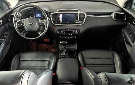 KIA Sorento III Prime рестайлинг, 2019 год, 2 555 000 рублей, 11 фотография