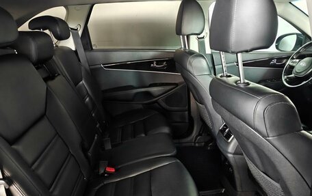 KIA Sorento III Prime рестайлинг, 2019 год, 2 555 000 рублей, 10 фотография