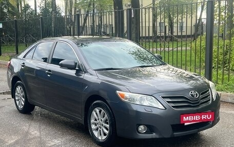 Toyota Camry, 2010 год, 1 350 000 рублей, 5 фотография