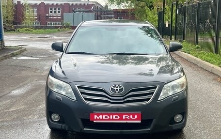 Toyota Camry, 2010 год, 1 350 000 рублей, 8 фотография