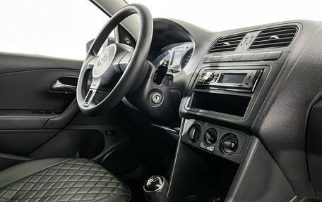 Volkswagen Polo VI (EU Market), 2015 год, 797 000 рублей, 9 фотография