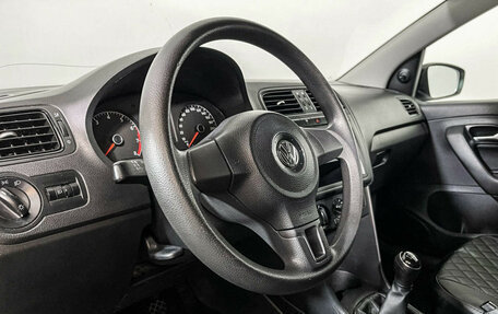 Volkswagen Polo VI (EU Market), 2015 год, 797 000 рублей, 13 фотография