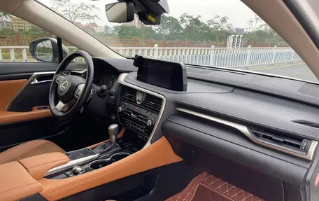 Lexus RX IV рестайлинг, 2022 год, 3 900 000 рублей, 11 фотография