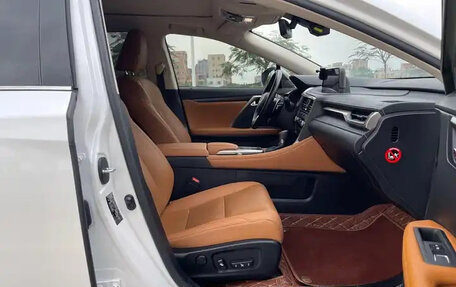 Lexus RX IV рестайлинг, 2022 год, 3 900 000 рублей, 14 фотография