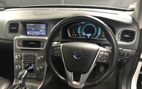 Volvo V60 I, 2014 год, 830 000 рублей, 5 фотография