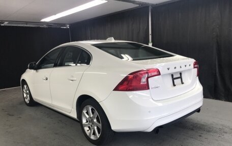 Volvo V60 I, 2014 год, 830 000 рублей, 3 фотография
