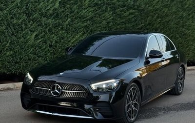Mercedes-Benz E-Класс, 2022 год, 4 650 000 рублей, 1 фотография