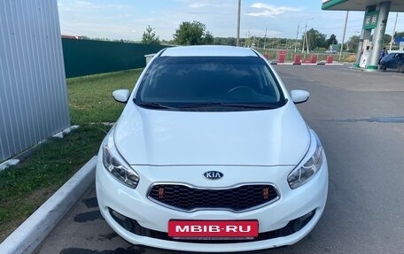 KIA cee'd III, 2014 год, 1 150 000 рублей, 2 фотография