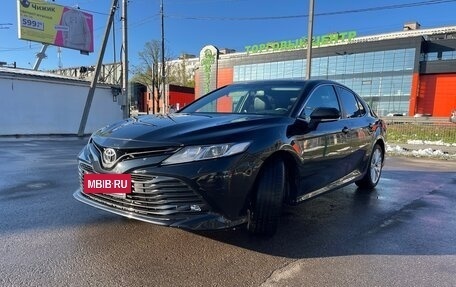 Toyota Camry, 2018 год, 2 560 000 рублей, 3 фотография
