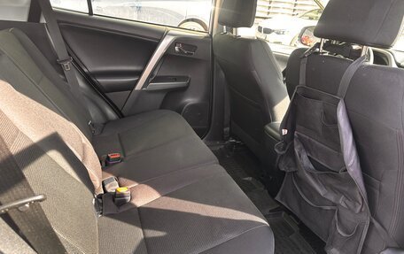 Toyota RAV4, 2018 год, 2 700 000 рублей, 17 фотография