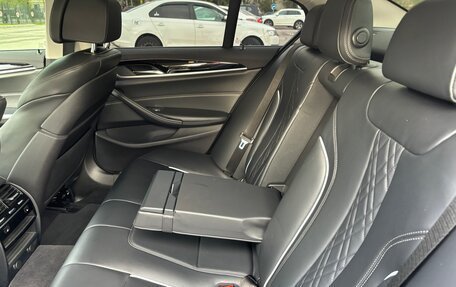 BMW 5 серия, 2019 год, 3 630 000 рублей, 17 фотография
