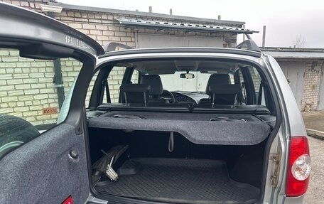 Chevrolet Niva I рестайлинг, 2015 год, 820 000 рублей, 13 фотография