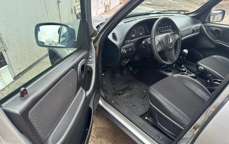 Chevrolet Niva I рестайлинг, 2015 год, 820 000 рублей, 17 фотография