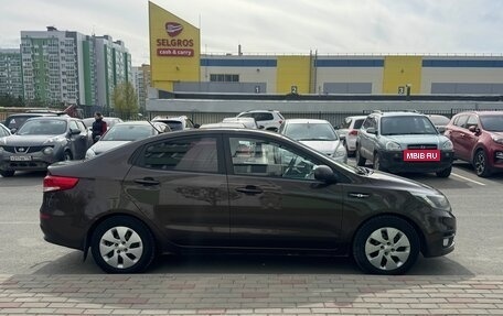 KIA Rio III рестайлинг, 2015 год, 880 000 рублей, 3 фотография
