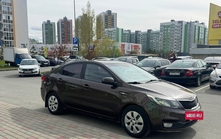 KIA Rio III рестайлинг, 2015 год, 880 000 рублей, 4 фотография
