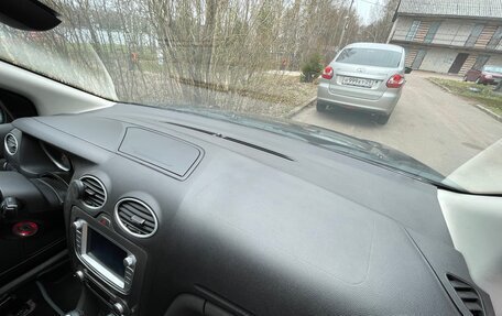 Ford Focus II рестайлинг, 2008 год, 630 000 рублей, 15 фотография