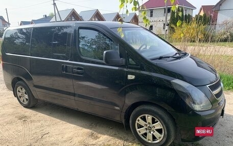Hyundai Grand Starex Grand Starex I рестайлинг 2, 2008 год, 1 290 000 рублей, 3 фотография