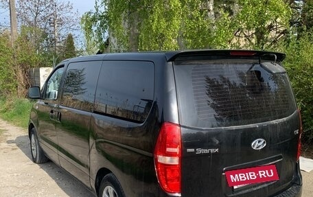 Hyundai Grand Starex Grand Starex I рестайлинг 2, 2008 год, 1 290 000 рублей, 5 фотография