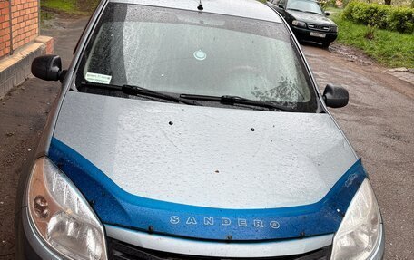 Renault Sandero I, 2010 год, 425 000 рублей, 2 фотография